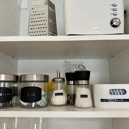 U Smaltovny 27 Lägenhet Prag