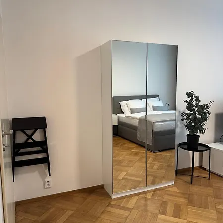 U Smaltovny 27 Lägenhet *